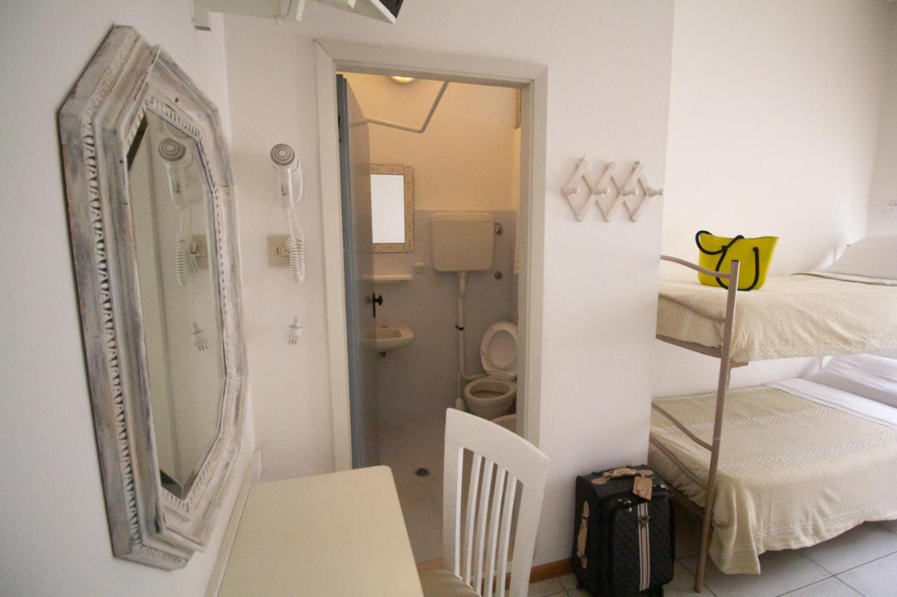 Hotel Morri Bellaria-Igea Marina Exteriör bild