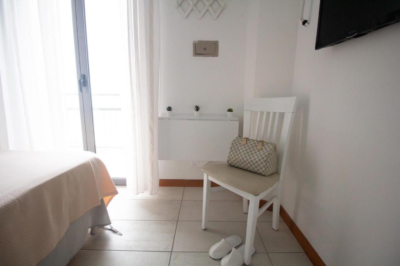 Hotel Morri Bellaria-Igea Marina Exteriör bild