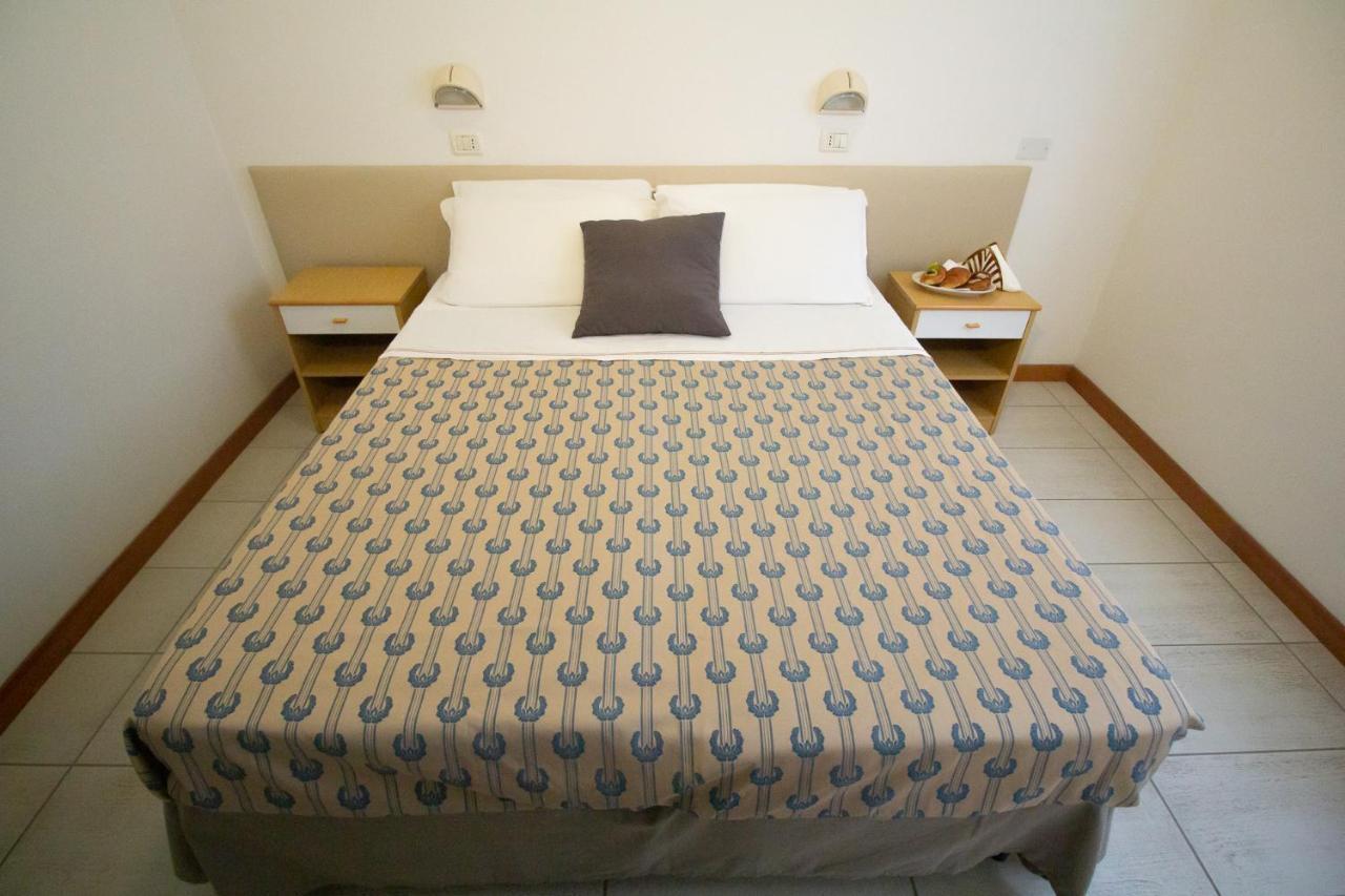 Hotel Morri Bellaria-Igea Marina Exteriör bild